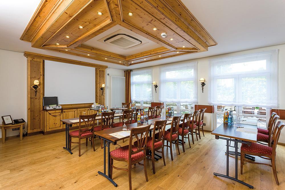 נוי-אולם Hotel Hirsch מראה חיצוני תמונה
