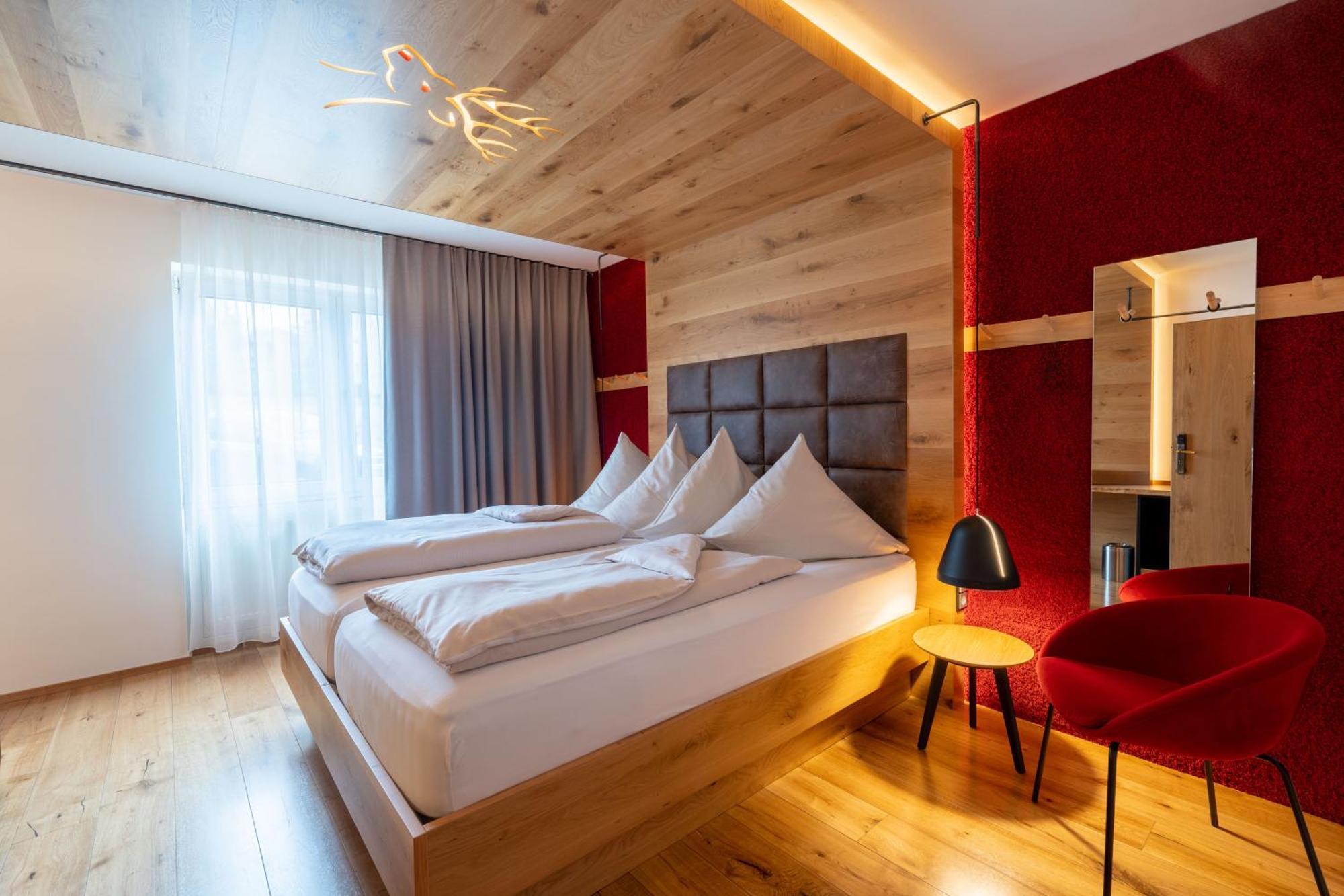 נוי-אולם Hotel Hirsch מראה חיצוני תמונה