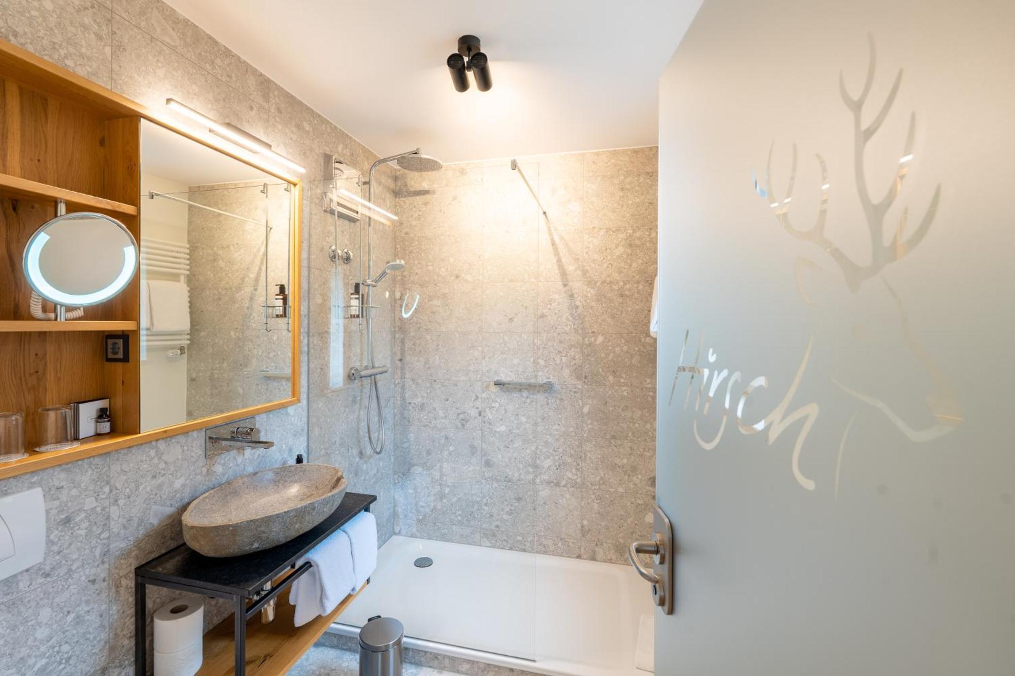 נוי-אולם Hotel Hirsch מראה חיצוני תמונה